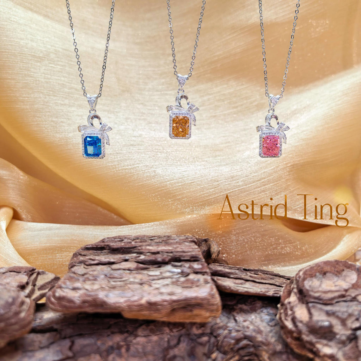 Limited Edition Vintage Bow Gift Box Halo Ice-Flower Cut Rectangular-Chamfered CZ Pendant Necklace | Heavy Silver-Plated Brass Cable Chain 46.5cm