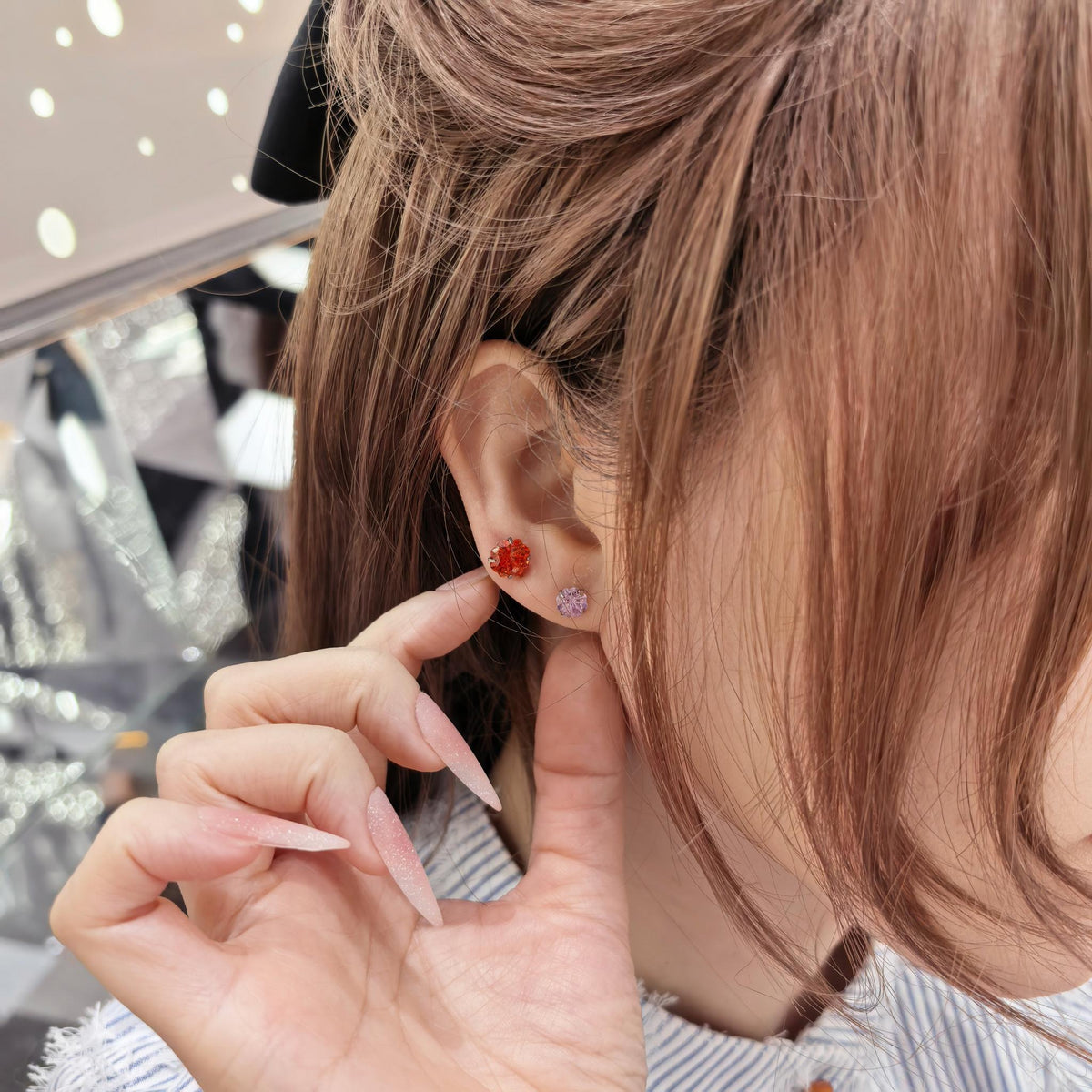 Four‑Leaf Clover‑Cut Cubic Zirconia Screw‑Back Stud Earrings, Hypoallergenic Titanium‑Steel, 6mm & 8mm, Uncoated Base Tone