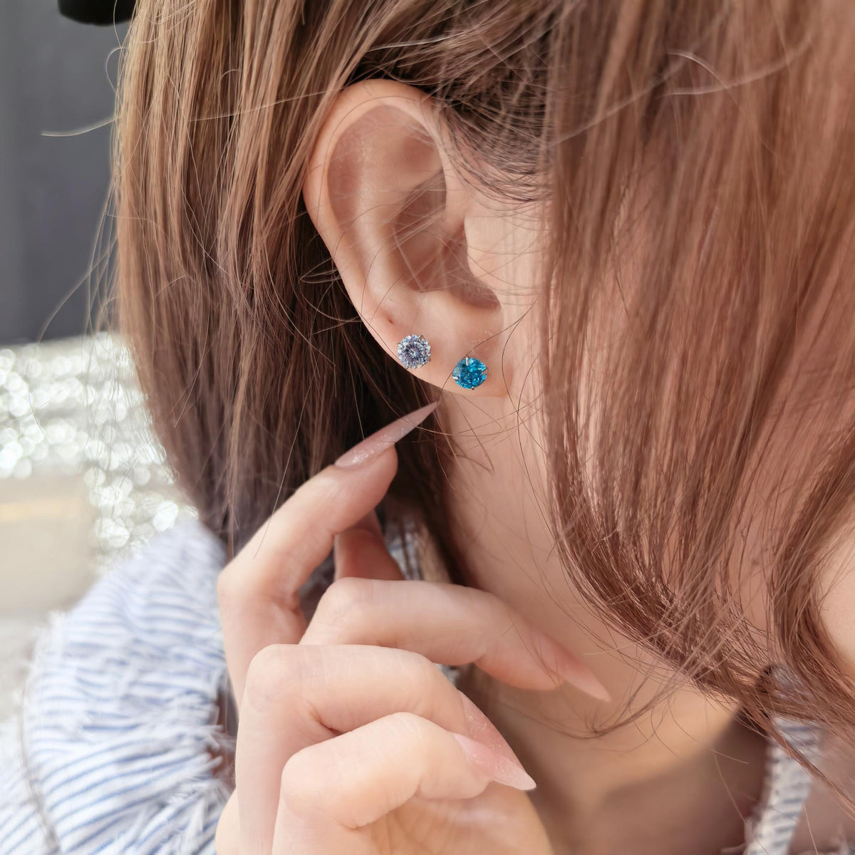 Sakura‑Cut Cubic Zirconia Screw‑Back Stud Earrings, Hypoallergenic Titanium‑Steel, 6mm Only, Uncoated Base Tone