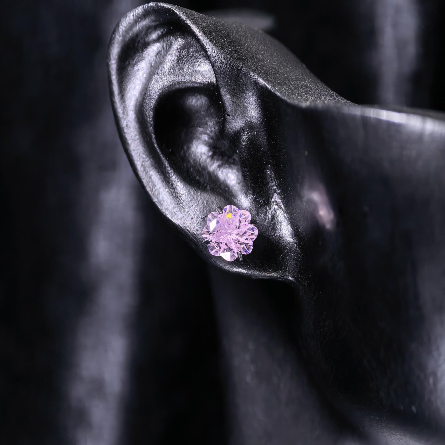 6mm four‑leaf clover‑cut light pink tone cz titanium‑steel screw‑back stud earring