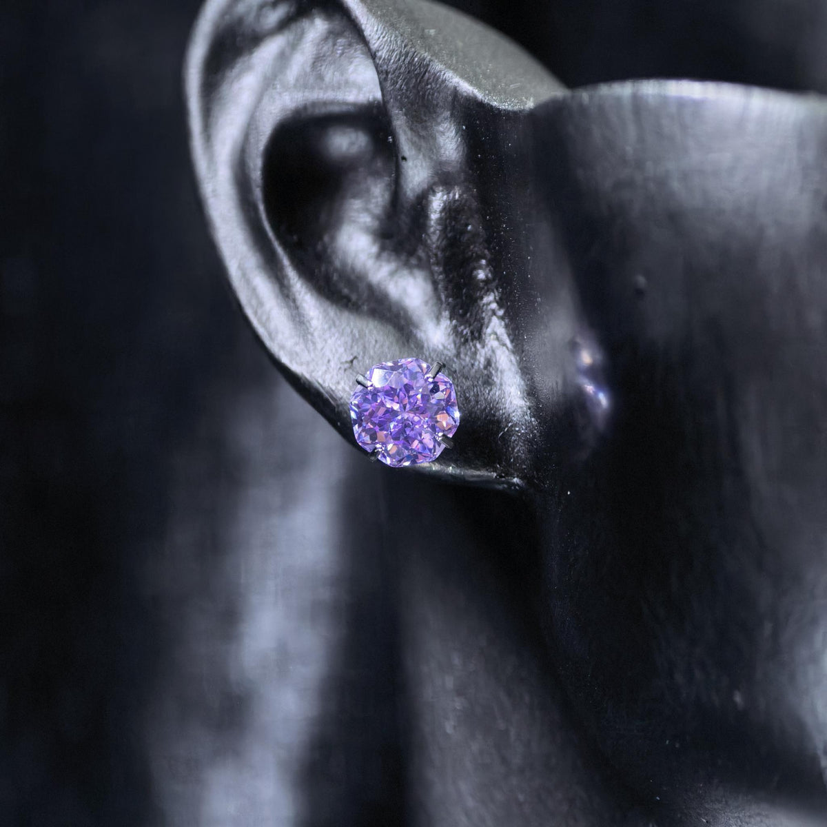 6mm octagonal bouquet‑cut lilac pink cz titanium‑steel screw‑back stud earring
