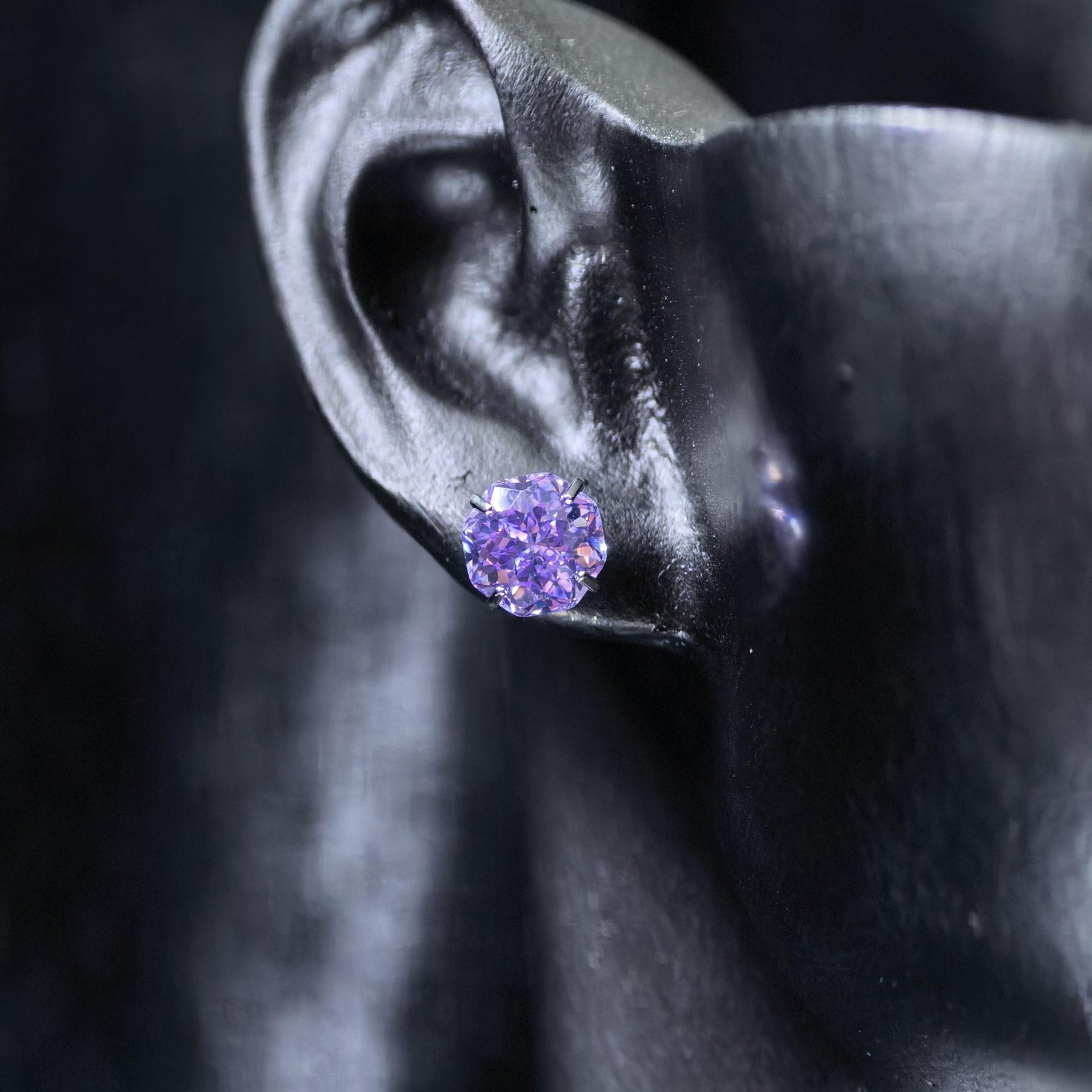 6mm octagonal bouquet‑cut lilac pink cz titanium‑steel screw‑back stud earring