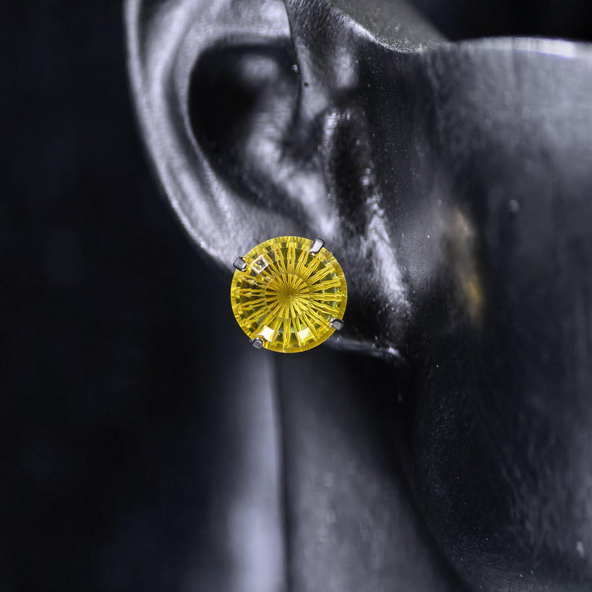 8mm conch‑cut golden yellow uncoated base cz titanium‑steel screw‑back stud earring